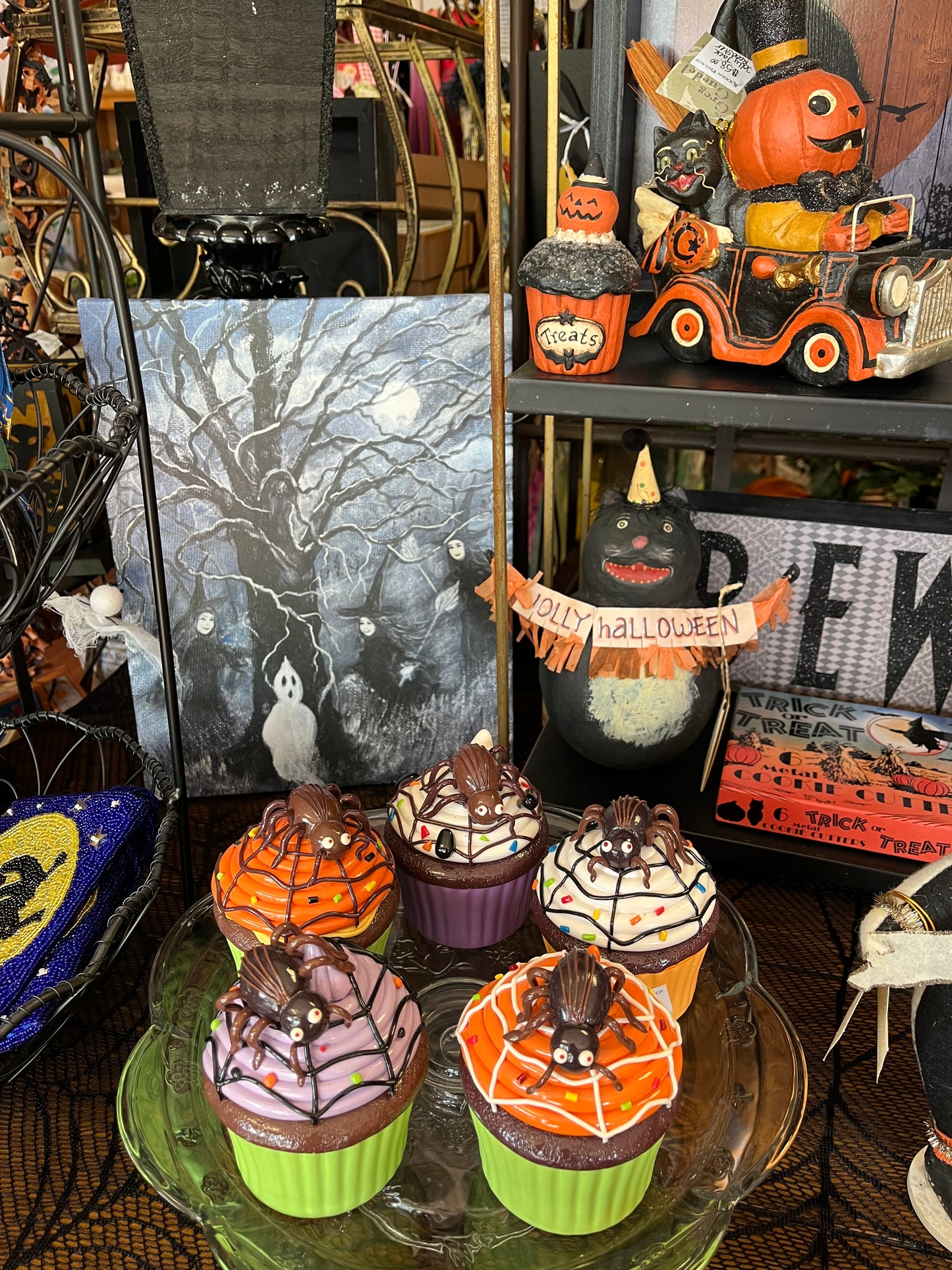 Amber’s Autumn Shop Vendor