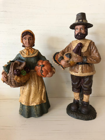 Pilgrim Couple Figurines