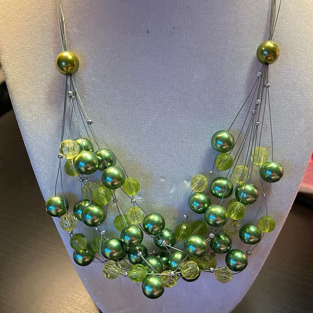 Floating Green Bead & Pearl Necklace